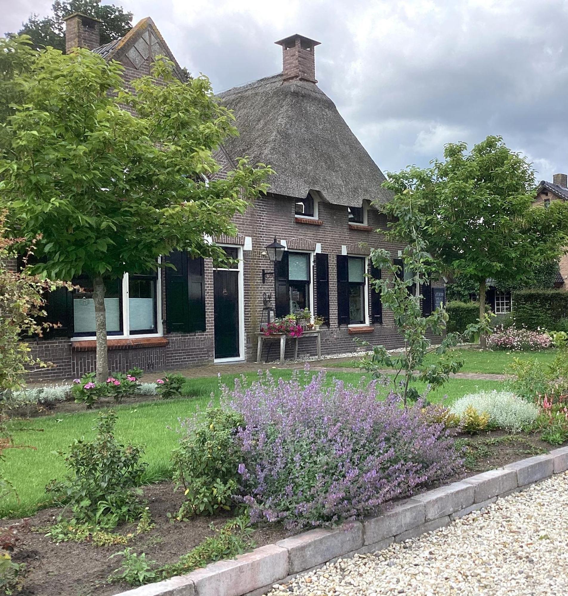 B&B De Meidoornhof Ruinen Exteriör bild