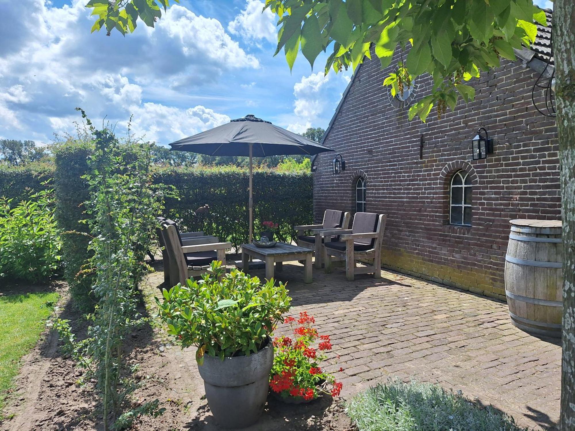 B&B De Meidoornhof Ruinen Exteriör bild